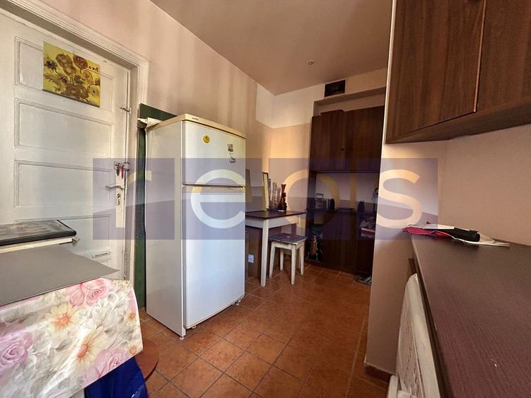 Apartament cu 4 camere circular, mobilat în Universitate
