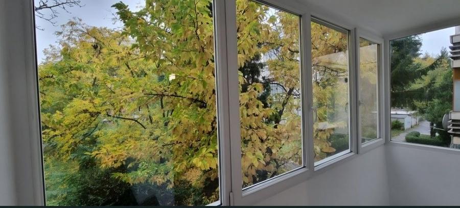 Apartament cu 2 camere decomandat în Pandurilor