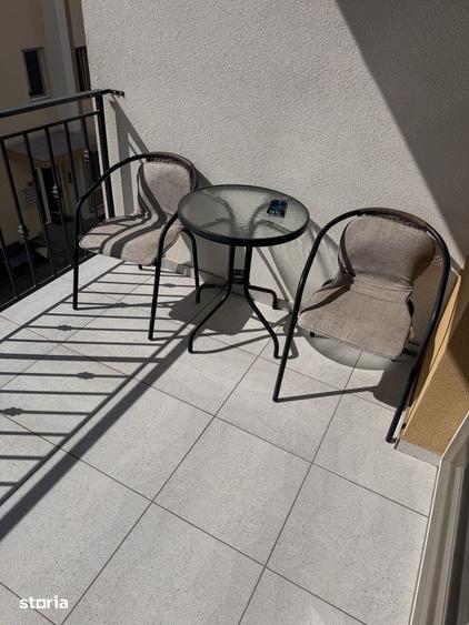 Apartament cu 3 camere în Dumbrăvița