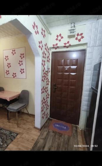 Garsonieră decomandată în Central