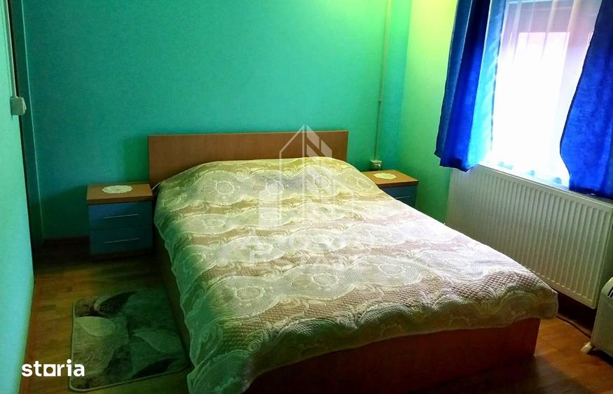 Casă cu 8 camere cu Teren 400 Mp în Moneasa