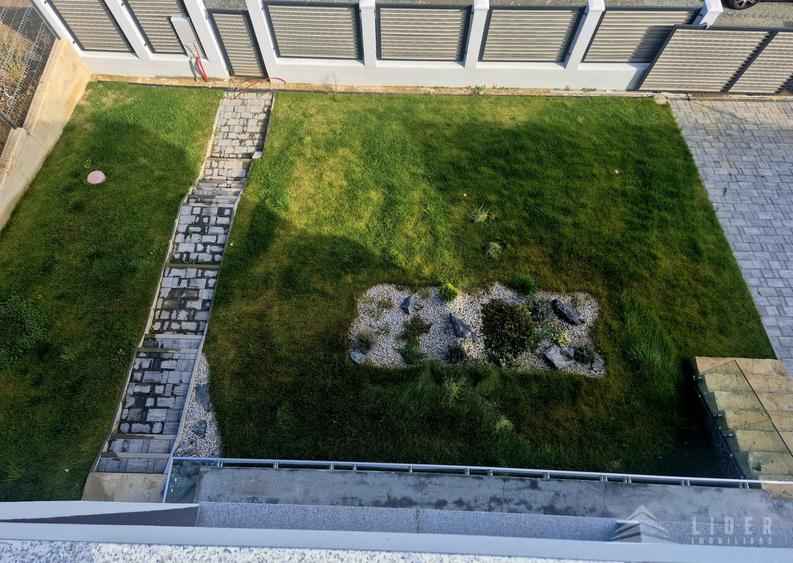 Duplex cu 5 camere cu Garaj în Feleacu