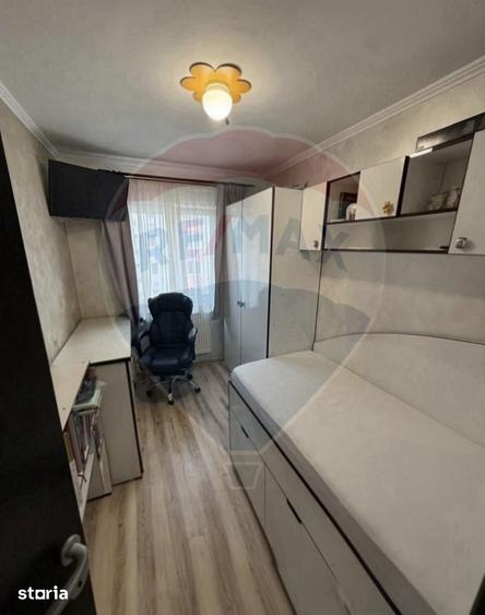 Apartament cu 3 camere semidecomandat, mobilat în Electroprecizia