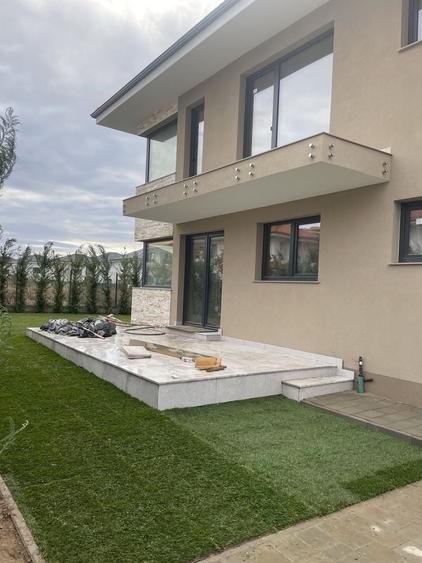 Casă cu 4 camere în Dezmir