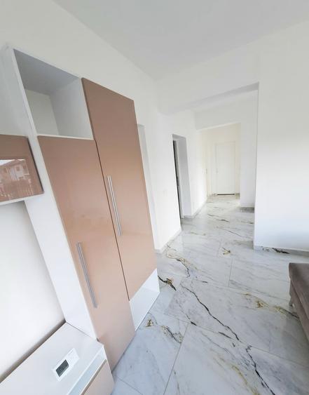 Casă individuală cu 3 camere cu Canalizare în Cetate