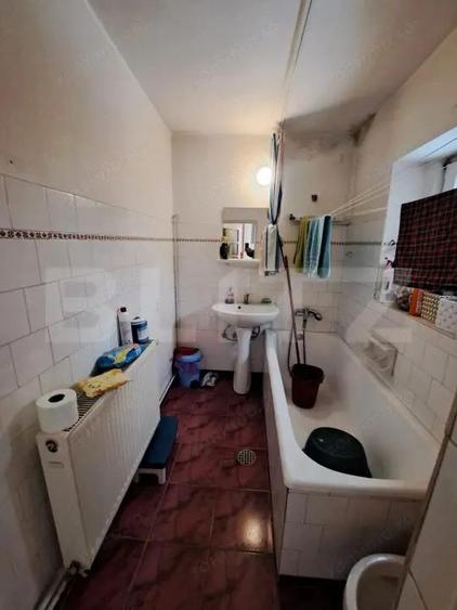 Casă cu 2 camere cu Teren 173 Mp în Central