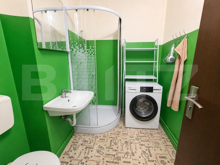 Garsonieră decomandată, mobilată în Cugir