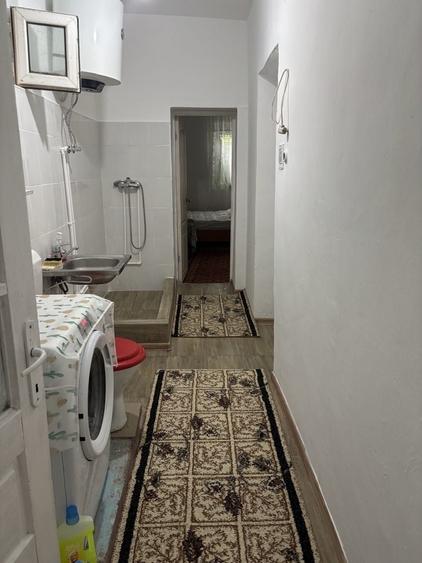 Casă cu 3 camere în Central