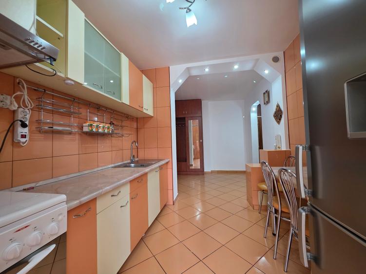 Apartament cu 2 camere decomandat în Alexandru Obregia