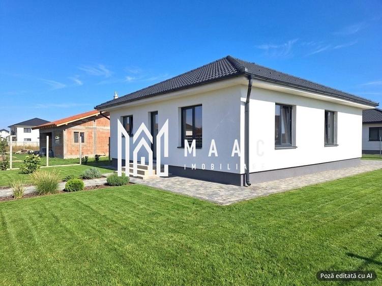 Casă individuală cu 4 camere cu Canalizare în Cristian