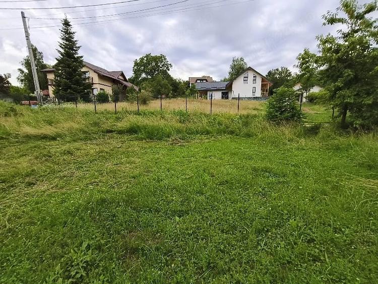 Teren de 3121 mp, în Central