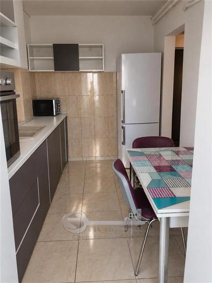 Apartament cu 3 camere decomandat, mobilat în Bd. Independenței