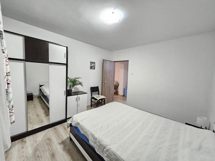 Apartament cu 2 camere semidecomandat, mobilat în Central