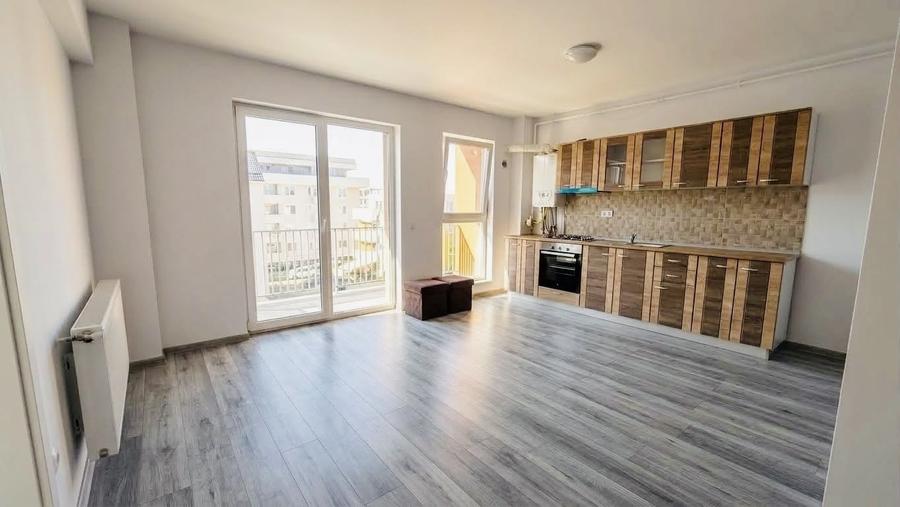Apartament cu 2 camere semidecomandat în Florești