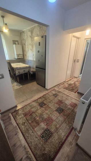 Apartament cu 2 camere decomandat în Exterior Vest