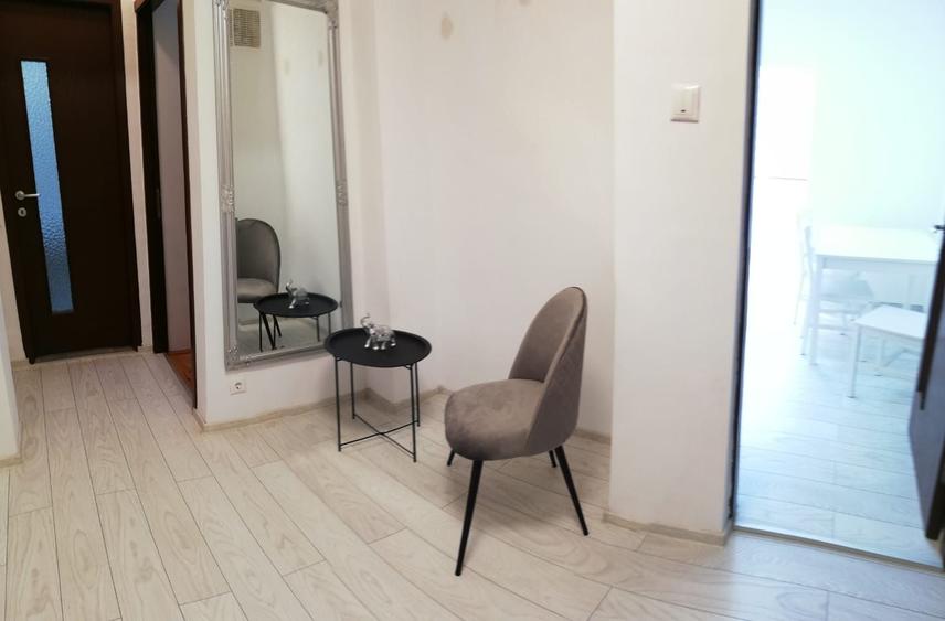 Apartament cu 2 camere decomandat în Podgoria