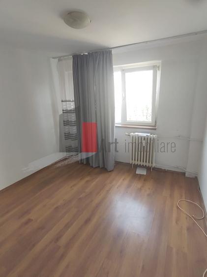 Apartament cu 2 camere decomandat în Lujerului