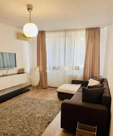 Apartament cu 3 camere decomandat, mobilat în Berceni