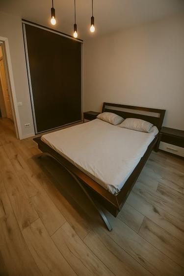 Apartament cu 2 camere decomandat, mobilat în Faleza Nord