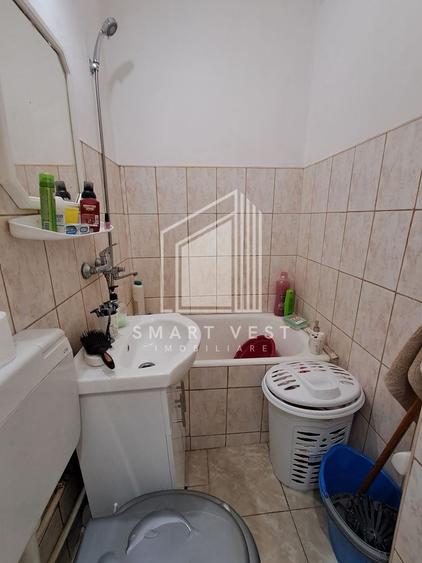 Garsonieră semidecomandată, mobilată în Micro 17