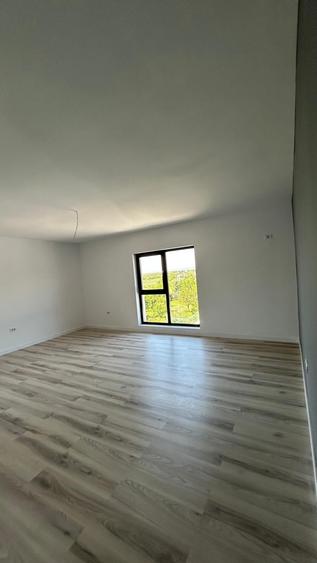 Apartament cu 2 camere semidecomandat în Găgeni