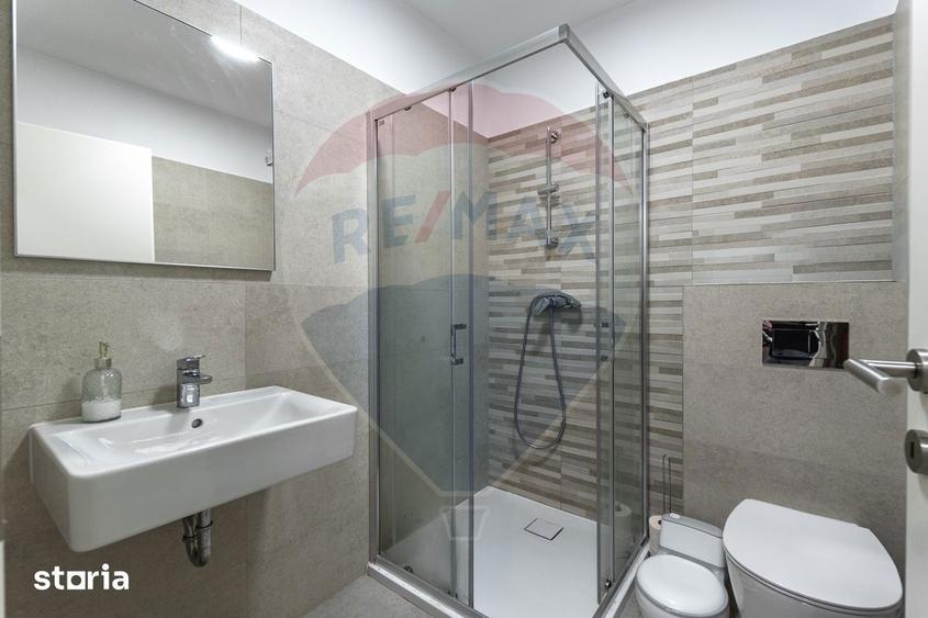 Apartament cu 3 camere, mobilat în Tractorul