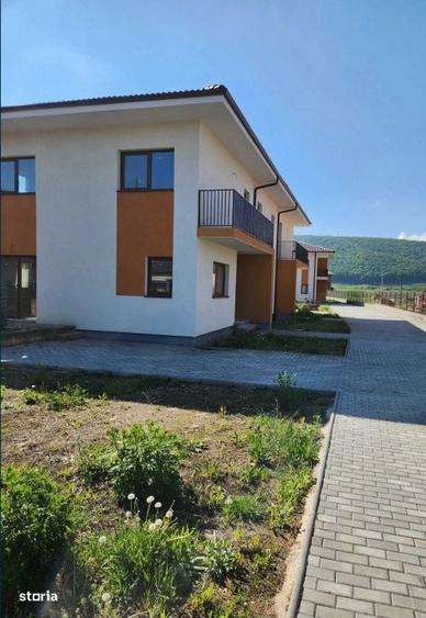 Casă cu 4 camere în Gilău