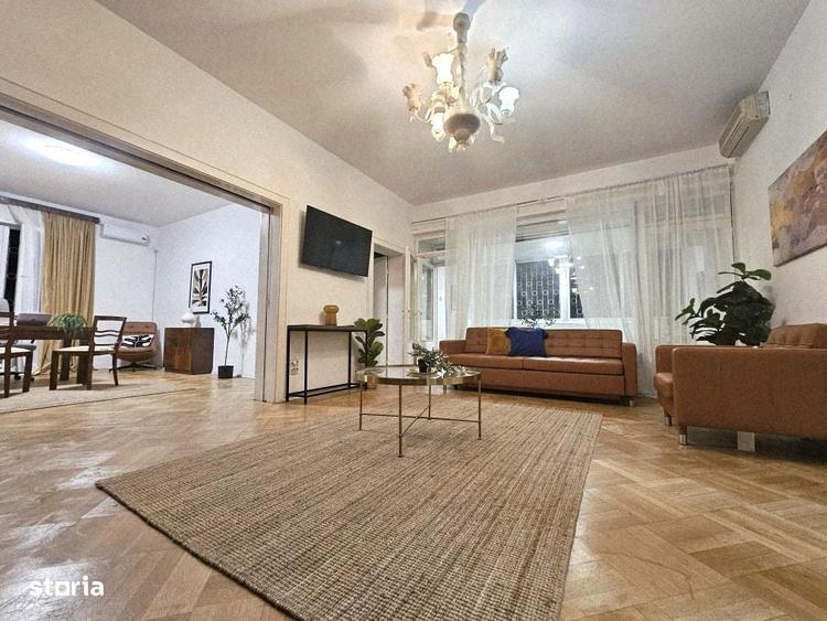 Apartament cu 4 camere semidecomandat în Capitale