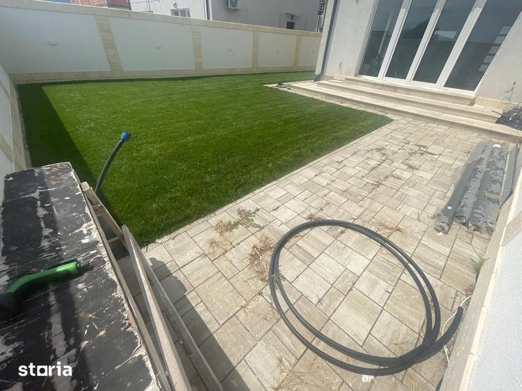 Casă cu 3 camere cu Teren 250 Mp în Central