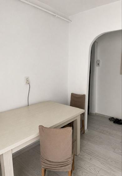 Apartament 2 camere, se vinde aproape mobilat complet - 5