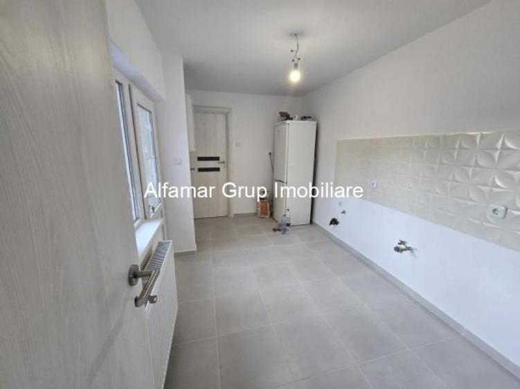 Casă cu 3 camere cu Canalizare în Rahova