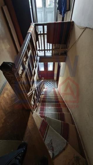 Apartament cu 2 camere semidecomandat, mobilat în Armeneasca