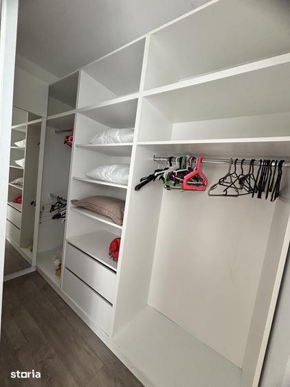 Inchiriez ap 3 camere tip penthause - 2