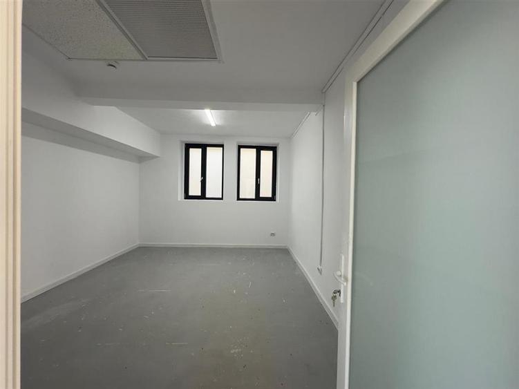 Spațiu comercial, de 286 mp, în Aeroport