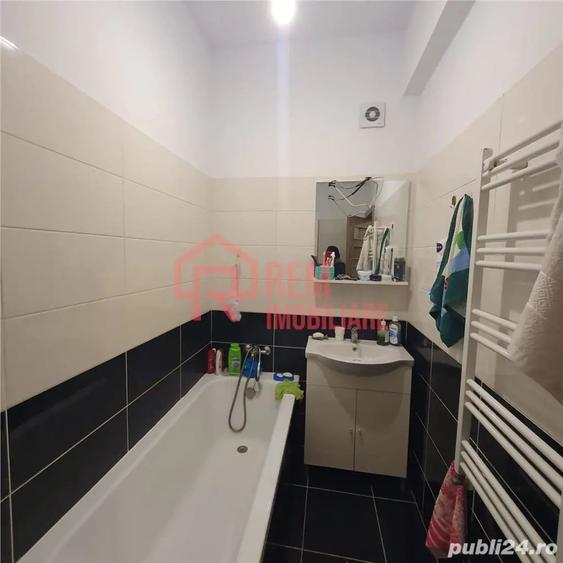 Apartament cu 2 camere decomandat în Fundeni