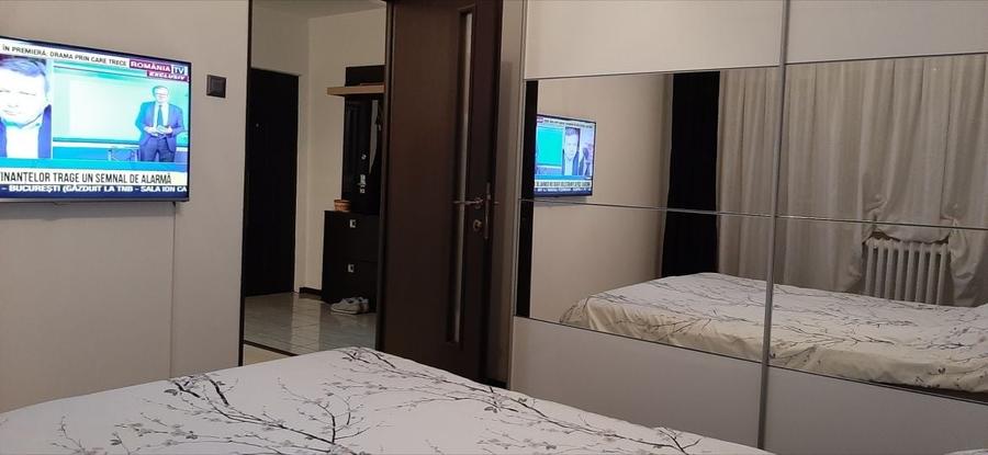 Apartament cu 2 camere decomandat în 22 Decembrie