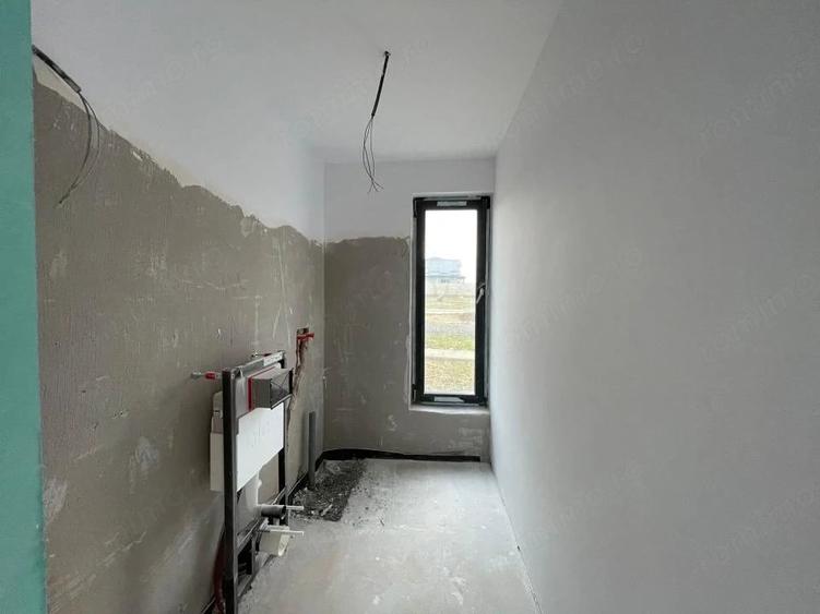 Casă cu 5 camere cu Teren 599 Mp în Giarmata