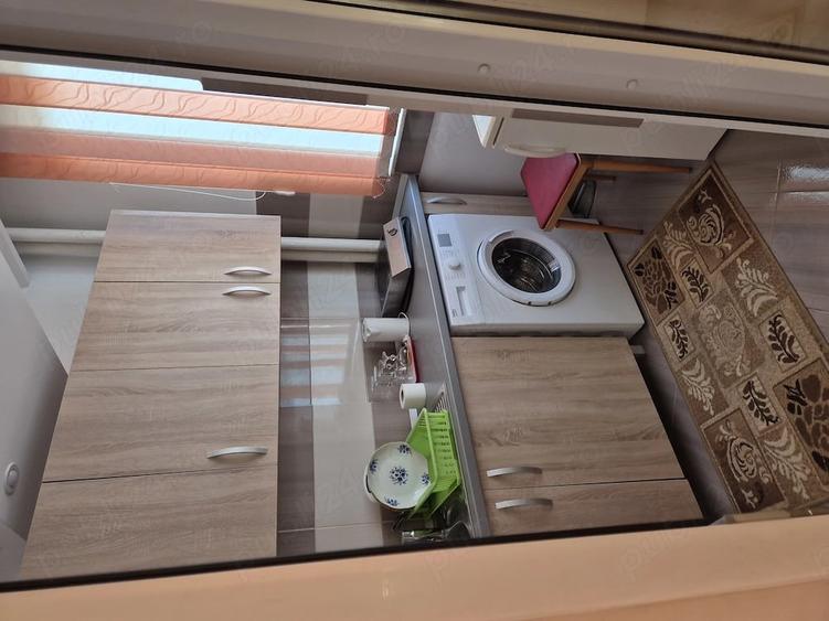 Garsonieră decomandată în Central