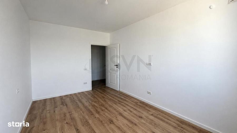 Apartament cu 3 camere decomandat în Sisești