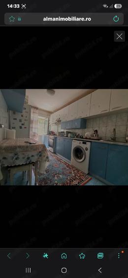 Apartament cu 4 camere decomandat în CET