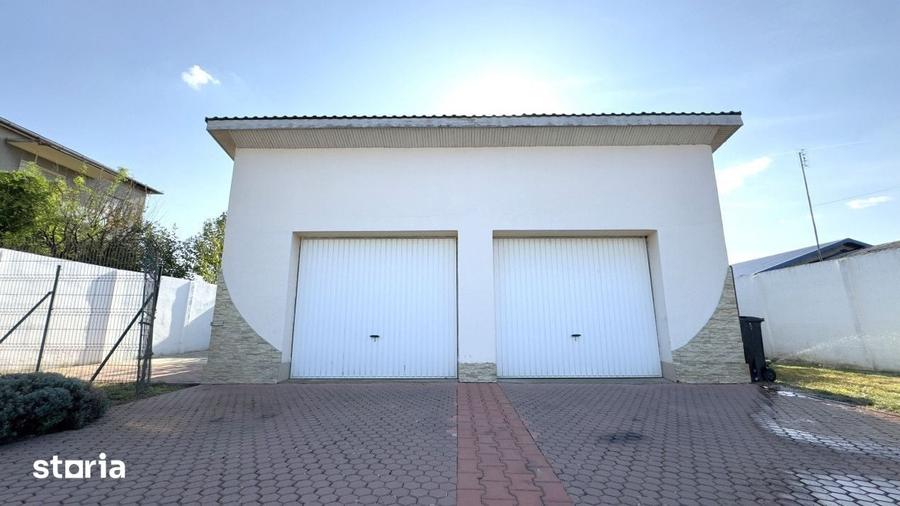 Casă cu 5 camere cu Teren 1010 Mp în Central