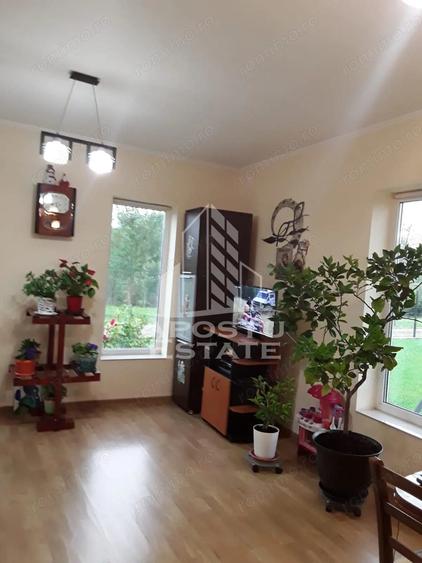 Casă cu 3 camere cu Teren 3515 Mp în Central