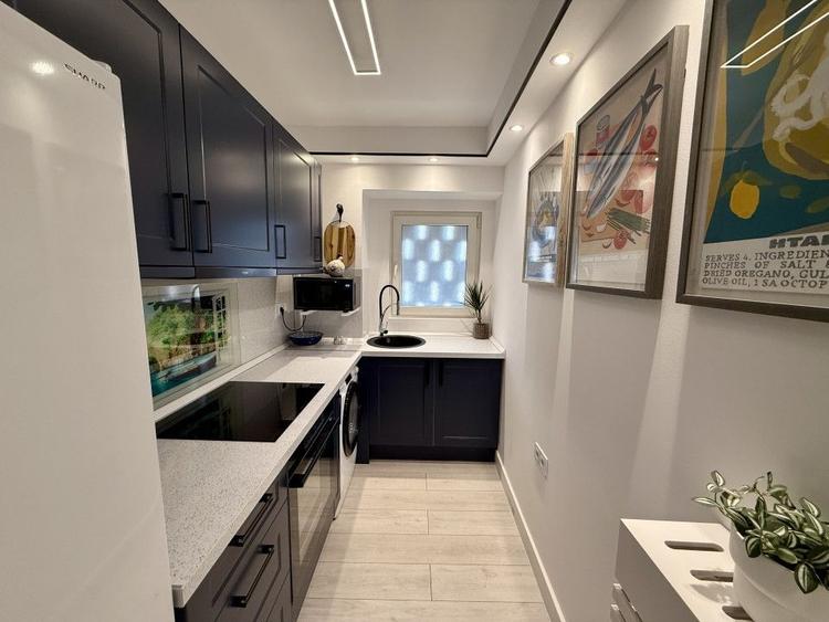Apartament cu 2 camere semidecomandat, mobilat în Calea Victoriei