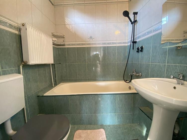 Apartament cu 2 camere semidecomandat, mobilat în Mărăști