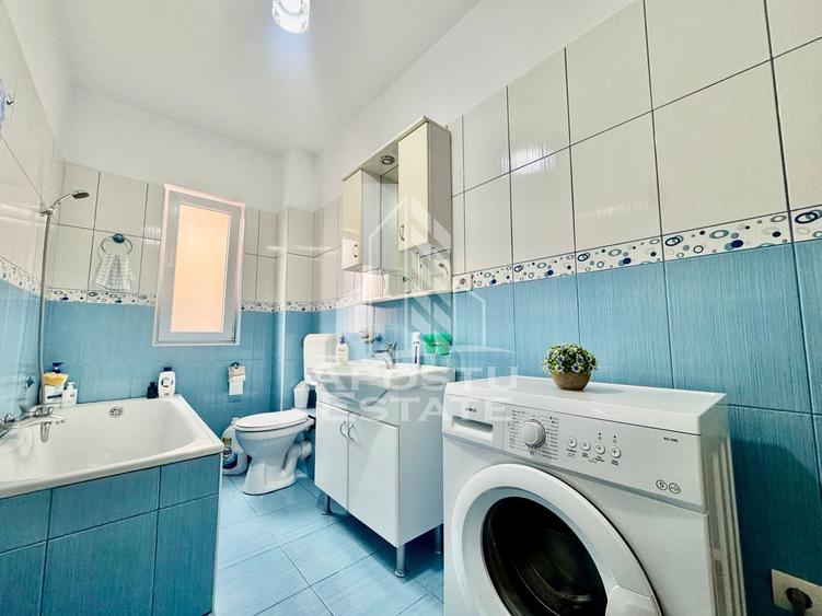Casă individuală cu 6 camere cu Canalizare în Ciarda Roșie