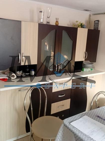 Casă individuală cu 4 camere cu Teren 731 Mp în Est
