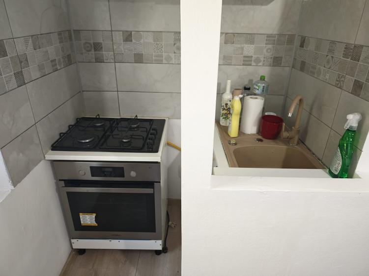 Garsonieră decomandată, mobilată în Vitan