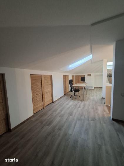 Casă cu 4 camere cu Teren 280 Mp în Corbeanca