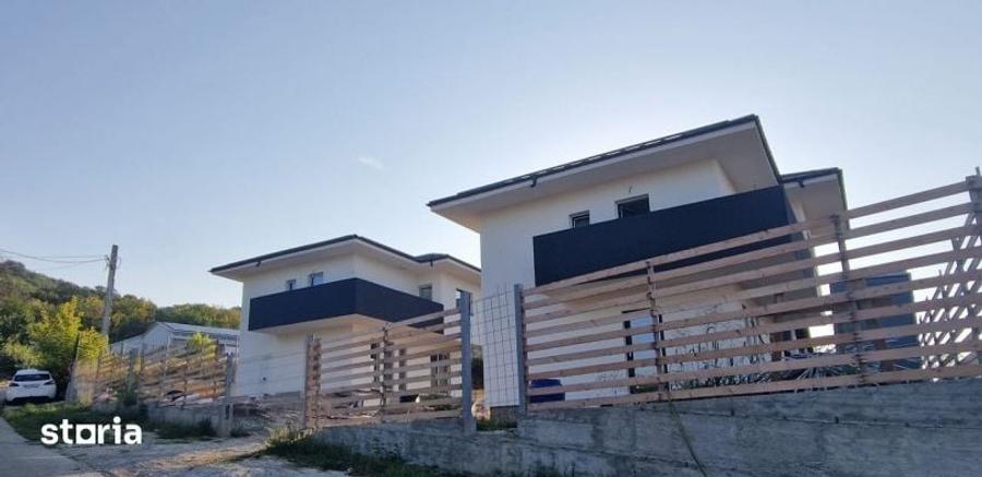 Casă cu 4 camere cu Teren 600 Mp în Banat