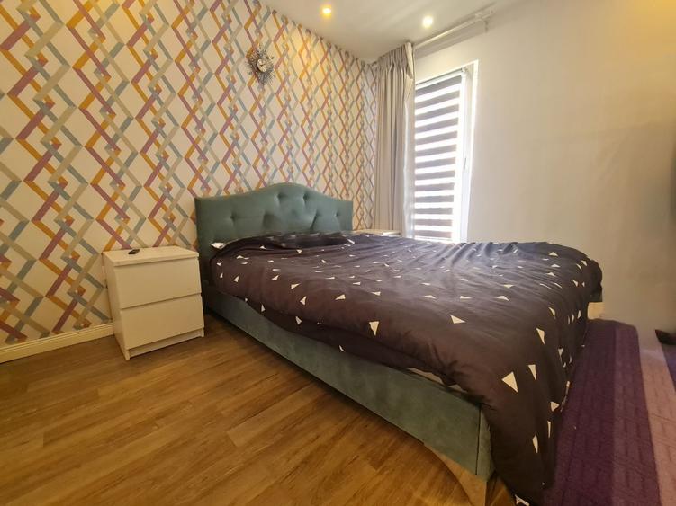 Apartament cu 3 camere semidecomandat în Ștefăneștii de Jos